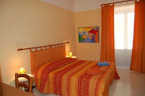 B&B Sunflower Катания Екстериор снимка