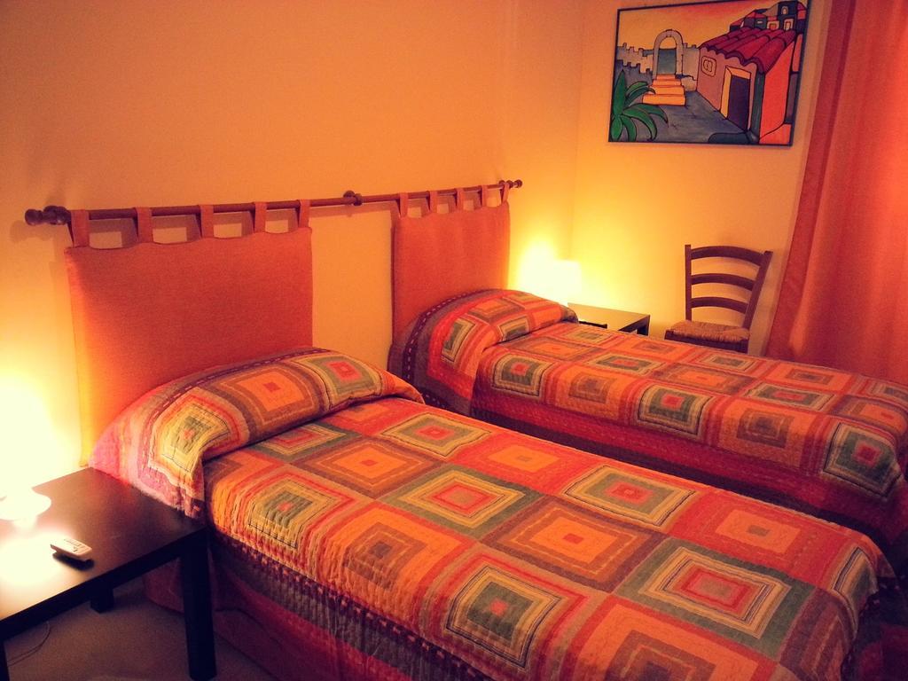 B&B Sunflower Катания Стая снимка