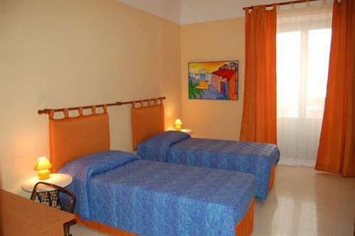 B&B Sunflower Катания Екстериор снимка